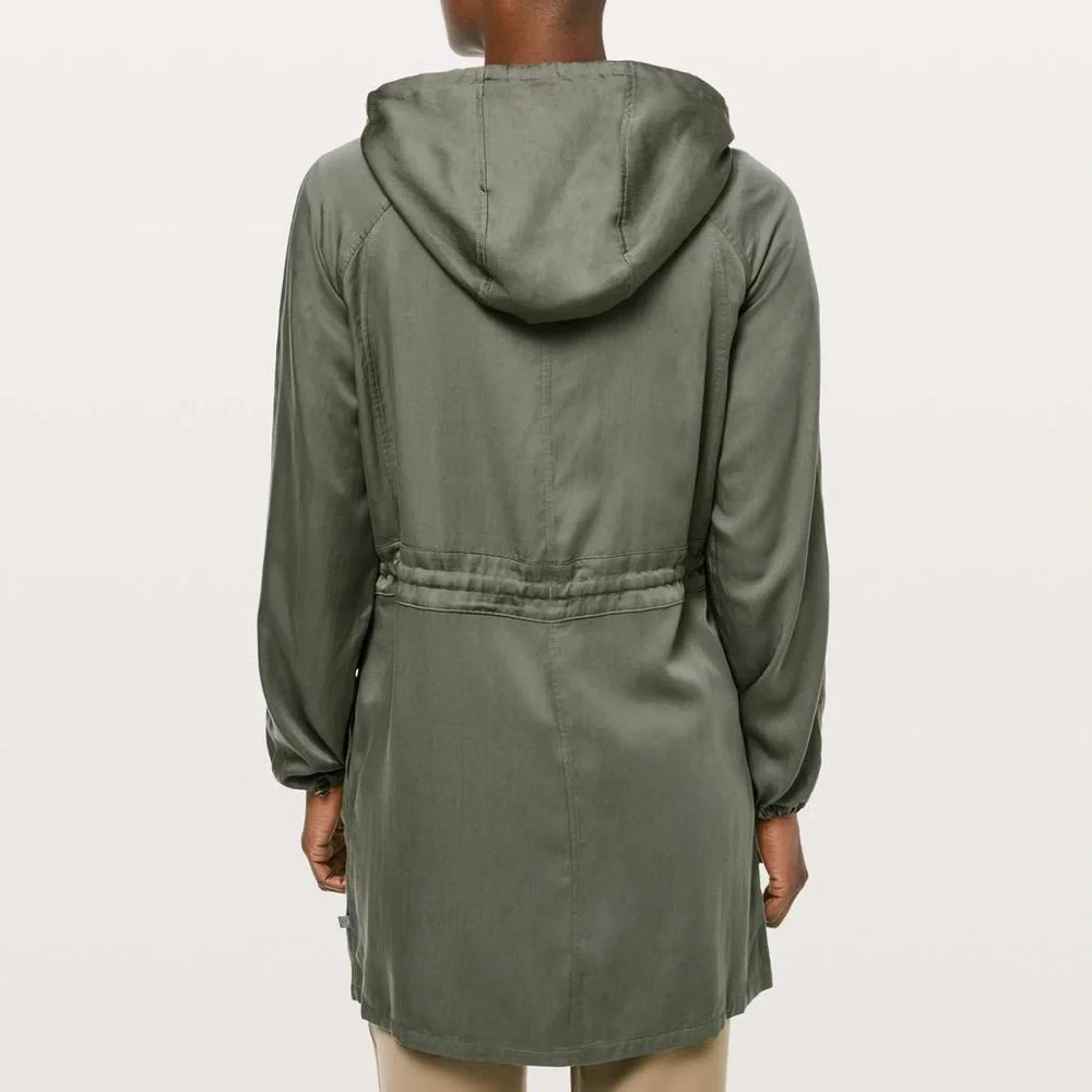Lululemon City Stroll Jacket - Size 4 - Grey Sage - Picture 2 of 12